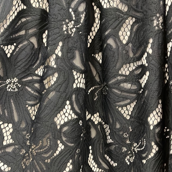 Lilly Pulitzer NWT Camella Dress 00 Black Lace - Picture 4 of 4